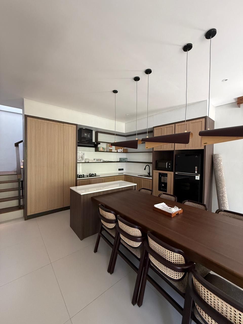 4 Bedroom Villa in Central Canggu — view 4