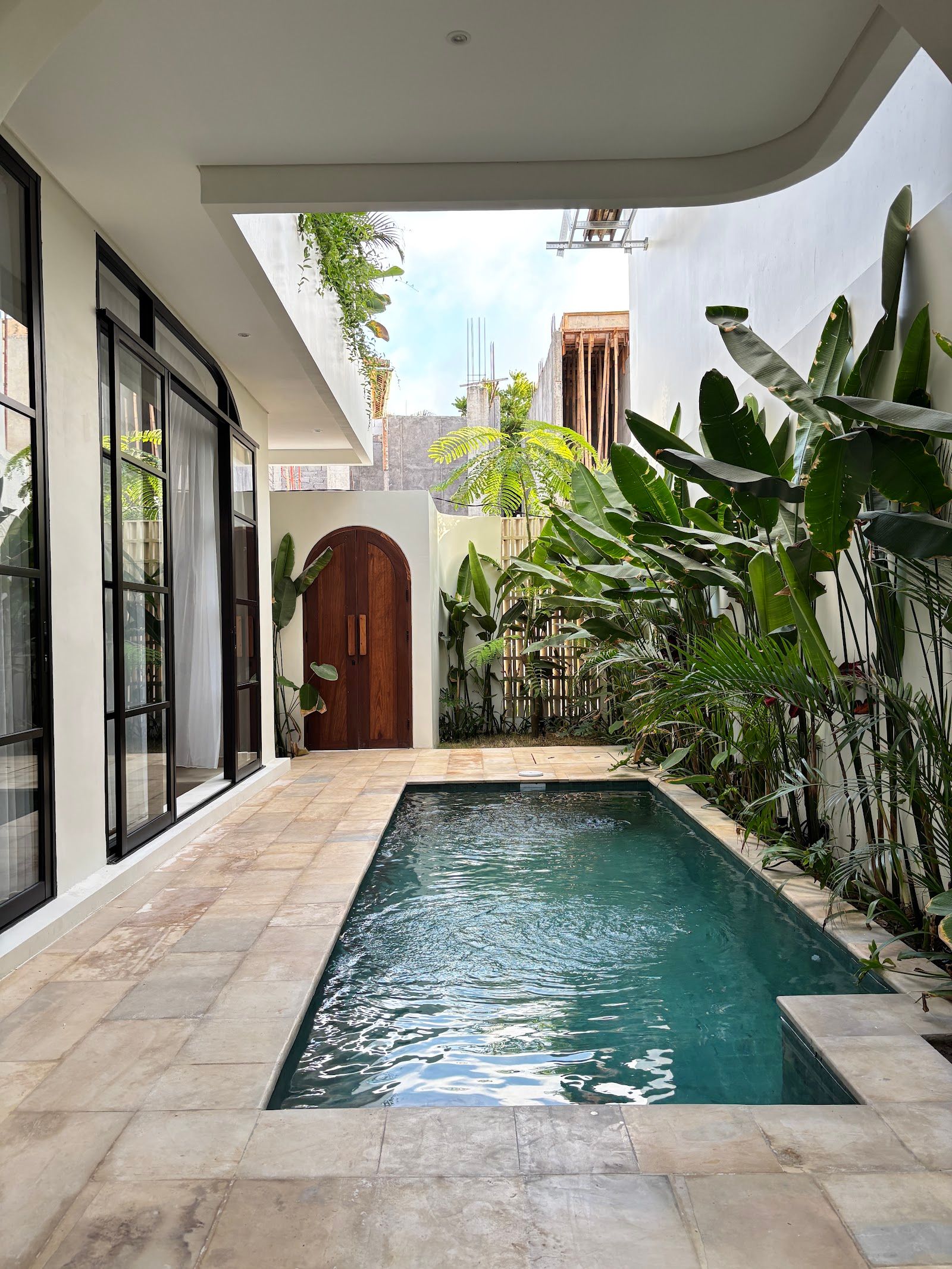 Private 2 Bedroom Villa with Rooftop & Ocean View — view 2