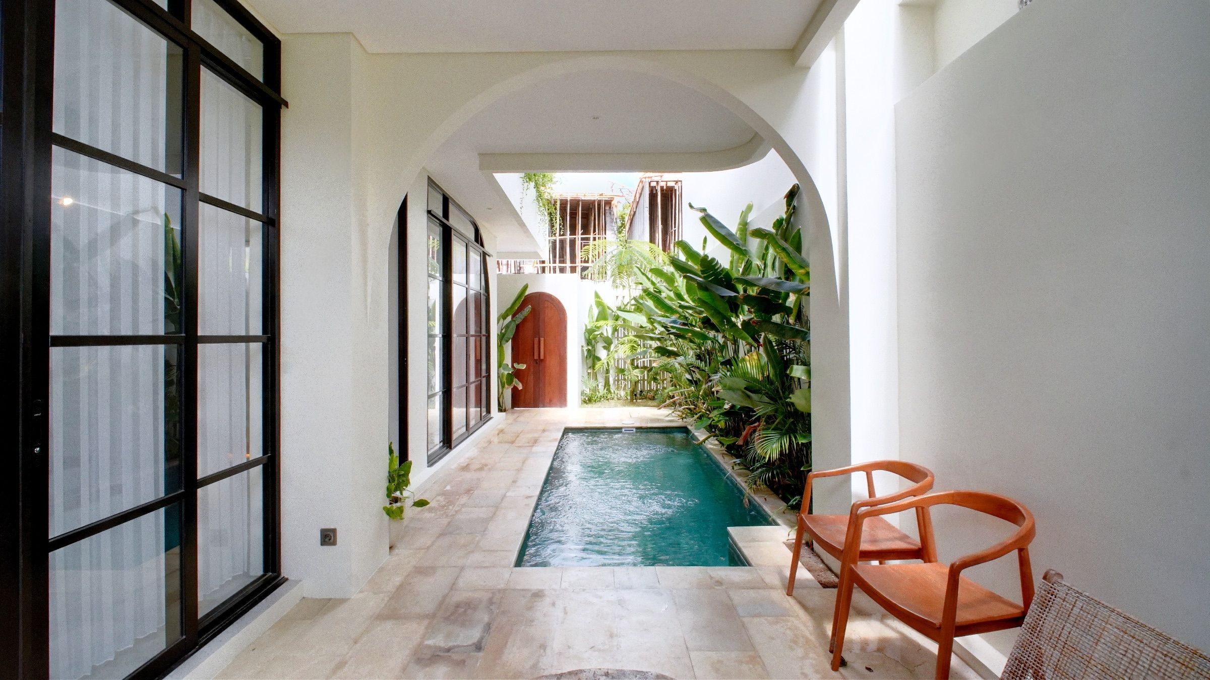 Private 2-Bedroom Villa with Rooftop & Ocean View — view 4