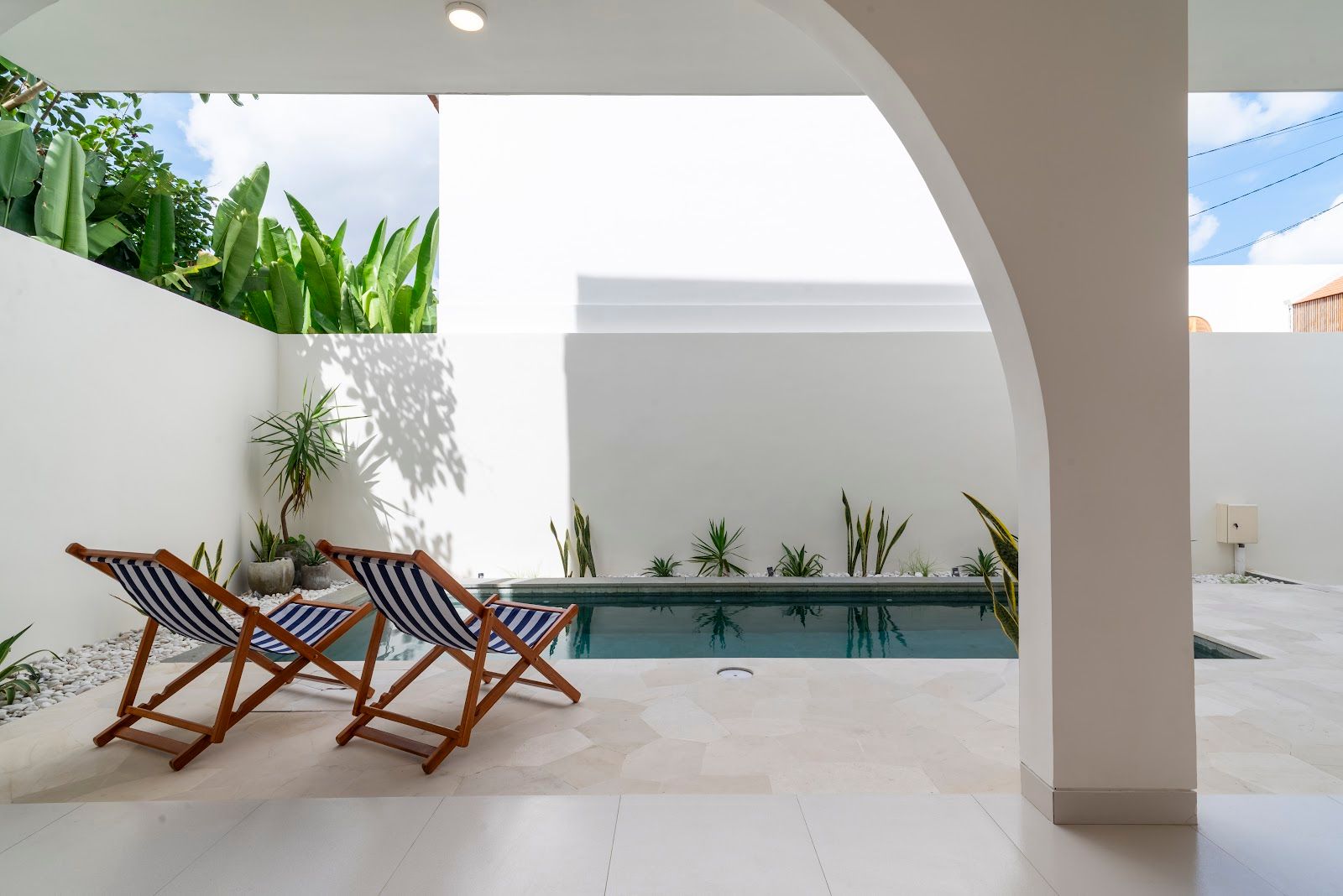 Stylish 2 Bedroom Villa in Padang Linjong, Canggu — view 2